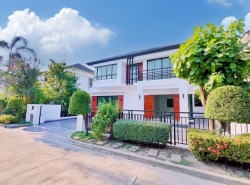 ขายบ้านเดี่ยว  รีโนเวทใหม่ ใกล้เมือง  ไลฟ์ บางกอก บลูเลอวาร์ด เพชรเกษม 81  โครงการคุณภาพจาก SC Asset