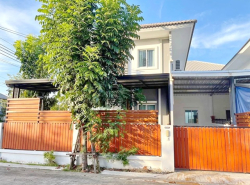 วัดศรีวารีน้อย 1.8 กม. ลาดกระบัง54 รพ.จุฬารัตน์2สาขา ม.หัวเฉียว 3.6 กม. บ้าน 2 ชั้น 3นอน 2น้ำ 48ตร.วา. กล้วัดจรเข้ใหญ่   สุวรรณภูมิ 7.2 กม.
