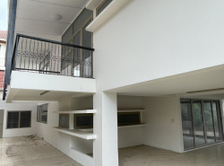 รถมือสอง อสังหาริมทรัพย์ บ้าน ปี 0 