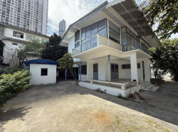 ให้เช่าบ้านเดี่ยว 2 ชั้น สุขุมวิท 63 (เอกมัย 15) ขนาดที่ดิน 250 ตรว. 3 ห้องนอน 3 ห้องน้ำ