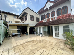 รถมือสอง อสังหาริมทรัพย์ บ้าน ปี 0 
