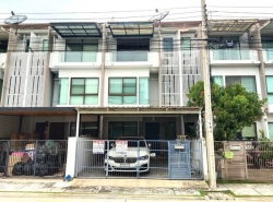 ขายทาวน์โฮม 3 ชั้น บ้านใหม่ 2 พุทธบูชา แต่งสวย พร้อมอยู่ 