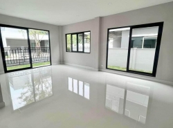 CH1034 ให้เช่า บ้าน Centro ดอนเมือง แจ้งวัฒนะ 4 นอนใกล้ โรงเรียนนานาชาติ