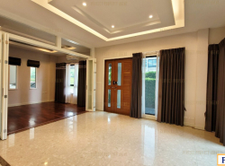 รถมือสอง อสังหาริมทรัพย์ บ้าน ปี 0 