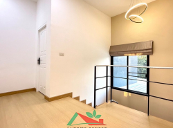 รถมือสอง อสังหาริมทรัพย์ บ้าน ปี 0 