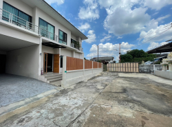 รถมือสอง อสังหาริมทรัพย์ บ้าน ปี 0 