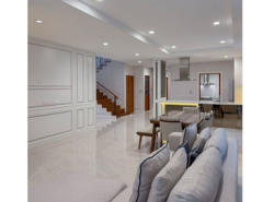 ขายบ้านเดี่ยวหรูสไตล์ยุโรป  ขนาด 182 ตรว.  ตกแต่ง Modern Luxury  ในหมู่บ้านพฤกษ์ภิรมย์ ราชพฤกษ์  หน้าบ้านไม่ชนบ้านอื่น