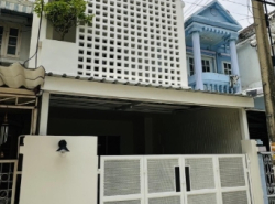 ขาย ทาวน์โฮม2 ชั้น บางนา-ตราด 56 ซอยเอเวอร์กรีน บางนา