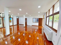 ประชาชื่น 6นอน ใกล้รถไฟจตุจักร 500ม. ให้เช่าบ้าน 2ชั้น  90ตรว. 7น้ำ 3-4ที่จอดรถ รัชดา 5 นาที ตลาดบองมาร์เช่  พระนครเหนือ (มจพ.) 3.3 กม.