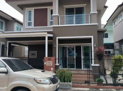 บ้านเช่า 3 ห้องนอน 3 ห้องน้ำ ขนาด 55 ตรว.พร้อมเฟอร์นิเจอร์ สันกำเเพง จ.เชียงใหม่