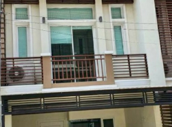 NTG782 ให้เช่าทาวโฮม 3 ชั้นครึ่ง พรีเมี่ยม เพลส เอกมัย-รามอินทราติดถนนสุคนธสวัสดิ์ ใกล้ The Walk  Central Eastville ทางด่วนเอกมัย รามอินทรา