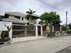 ขายบ้านเดี่ยว 2ชั้น 107.9 ตร วา.   หมู่บ้านมหาชัยเมืองทอง  ต.บางหญ้าแพรก อ.เมือง จ.สมุทรสาคร  ZW362
