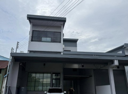 P226 ขาย ให้เช่า สำนักงาน ออฟฟิศ 3 ชั้น ถนนลำลูกกา คลอง 4 ซอยไสวประชาราษฎร์ 23 ซอยร่วมสุข เดินทางสะดวก 