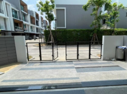 ขายโฮมออฟฟิส3.5 ชั้น เนอวานา ดีฟายน์ กรุงเทพกรีฑา แปลงมุม บ้านสภาพใหม่