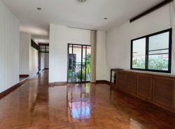 รถมือสอง อสังหาริมทรัพย์ บ้าน ปี 0 