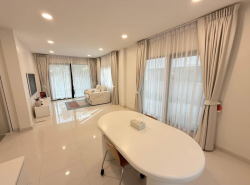 รถมือสอง อสังหาริมทรัพย์ บ้าน ปี 0 