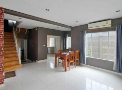 รถมือสอง อสังหาริมทรัพย์ บ้าน ปี 0 