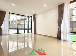 รถมือสอง อสังหาริมทรัพย์ บ้าน ปี 0 