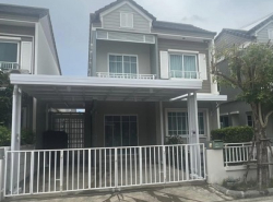 ขายทาวน์โฮม 2 ชั้น สไตล์บ้านเดี่ยวยุโรป เดอะ วิลเลจ บางนา-วงแหวน 3 บางนาตราด กม.8 ใกล้เมกะบางนา **เลี้ยงสัตว์ได้ พร้อมที่ชาร์ตไฟรถไฟฟ้า