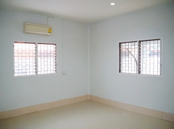 PASEO ลาดกระบัง 30-40 ให้เช่าบ้านเดี่ยว  รถไฟฟ้าท่าอากาศยานสุวรรณภูมิ 1.5 กม. 1ชั้น 2นอน 1น้ำ  40ตรว. 160ตรม.สนามบินสุวรรณภูมิ  Makro  7/11 