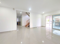 รถมือสอง อสังหาริมทรัพย์ บ้าน ปี 0 