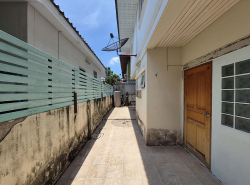 รถมือสอง อสังหาริมทรัพย์ บ้าน ปี 0 