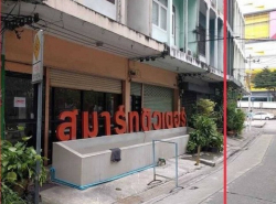 ให้เช่าอาคารพาณิชย์ ปากทางลาดพร้าว  อาคาร 2 คูหา 3 ชั้น ติด MRT พหลโยธิน ห่างจากBTS 5 แยก ลาดพร้าว 250 เมตร