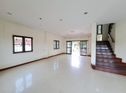 รถมือสอง อสังหาริมทรัพย์ บ้าน ปี 0 