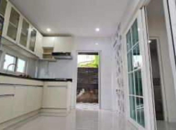 รถมือสอง อสังหาริมทรัพย์ บ้าน ปี 0 