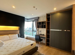 ว่างเช่าCondo HQ Thonglor ใกล้ BTS ทองหล่อ ห้องใหญ่ พื้นที่ใช้สอยเยอะ ตกแต่งสวยมาก