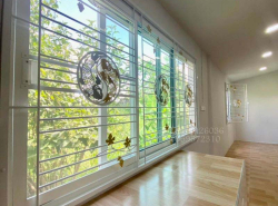 รับติดตั้งเหล็กดัดมุ้งลวด ผ้าม่าน หลังคา รั้วบ้าน