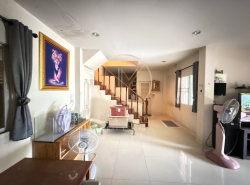 รถมือสอง อสังหาริมทรัพย์ บ้าน ปี 0 