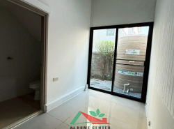 รถมือสอง อสังหาริมทรัพย์ บ้าน ปี 0 