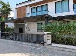 ขายบ้านเดี่ยว 2 ชั้นหลังมุม 71.3 ตรว. โครงการ ดิ อิเธอร์นิตี้ กรีนวู้ด รังสิต-วงแหวน ตกแต่ง build in ทุกห้อง พร้อมอยู่ ใกล้ร้านกาแฟชายทุ่ง
