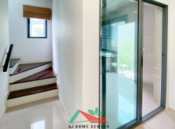 รถมือสอง อสังหาริมทรัพย์ บ้าน ปี 0 
