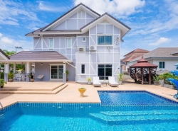 Luxurious Pool Villa for Rent and Sale in Pattaya  ซอยทุ่งกลมตาลหมัน, สุขุมวิท 89, ใกล้กับโรงเรียนนานาชาติธาราพัฒนา