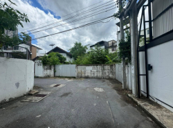 รถมือสอง อสังหาริมทรัพย์ ที่ดิน ปี 0 