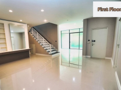 รถมือสอง อสังหาริมทรัพย์ บ้าน ปี 0 