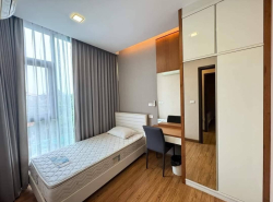 Stylish Condo ขายพร้อมผู้เช่า 5.99 ล้าน 68.05 ตรม. 2 นอน 2 น้ำ ทำเลทอง เฟอร์นิเจอร์ครบ (สัญญาหมด 25 พ.ย. 68) ฮวงจุ้ยดี อยู่แล้วรวย