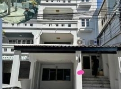 รถมือสอง อสังหาริมทรัพย์ บ้าน ปี 0 