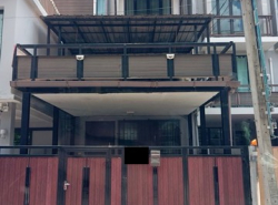 ขาย Areeya Mandarina Sukhumvit 77  ตกแต่งครบ พร้อมอยู่
