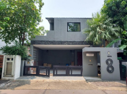 ให้เช่าบ้านเดี่ยว 2 ชั้น หมู่บ้าน Noble Tara เอกมัย-พระราม9 Zone B ย่านทาวน์อินทาวน์ ใกล้เลียบทางด่วน 