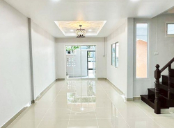 รถมือสอง อสังหาริมทรัพย์ ทาวน์เฮาส์ทาวน์โฮม ปี 0 