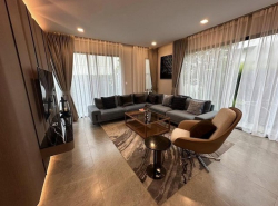 P243 ให้เช่า บ้าน หมู่บ้าน มัณฑนา บางนา กม.15 Mantana Bangna Km.15 ถนนบางนา  ใกล้ Mega Bangna Central Village