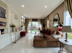 ให้เช่า บ้านเดี่ยว Passorn Prestiege Luxe พัฒนาการ44 ตกแต่งหรู
