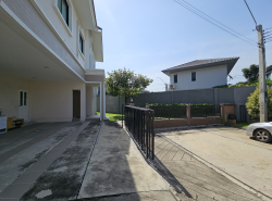 รถมือสอง อสังหาริมทรัพย์ บ้าน ปี 0 