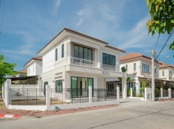 รถมือสอง อสังหาริมทรัพย์ บ้าน ปี 0 