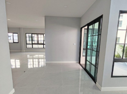 รถมือสอง อสังหาริมทรัพย์ บ้าน ปี 0 