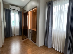 รถมือสอง อสังหาริมทรัพย์ บ้าน ปี 0 