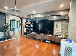 รถมือสอง อสังหาริมทรัพย์ ที่ดิน ปี 0 